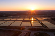 Apple now powering its cloud with solar panels, fuel cells (photos) | An Electric World | Scoop.it