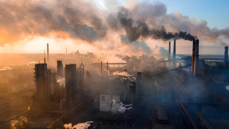 Google's Emissions Climbed 48% Since 2019. AI Is Why. | by&nbsp;Annemarije de Boer | GadgetReview.com | @The Convergence of ICT, the Environment, Climate Change, EV and HEV Transportation & Distributed Renewable Energy | Scoop.it