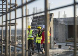 Industries pour la construction : signature de l'avenant au contrat stratégique de filière | Prospective emploi compétence | Scoop.it