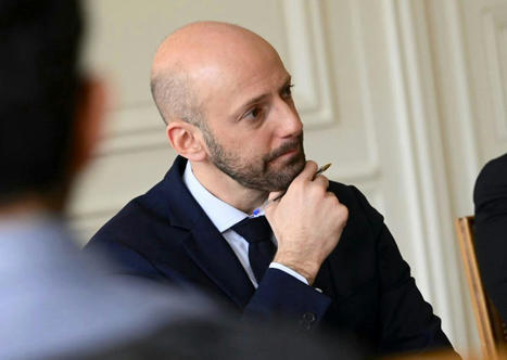 Fonction publique : centr&eacute;es sur les salaires, les discussions entre l'ex&eacute;cutif et les syndicats reprennent | Veille juridique du CDG13 | Scoop.it