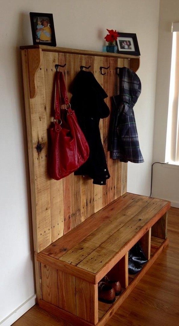 Rustic Pallet Wood Hall Tree Pallet Ideas P...