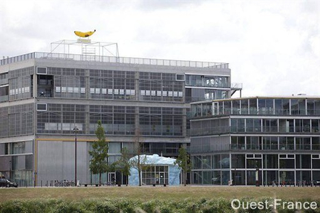 Une banane sur un toit : c'est le Voyage à Nantes ! | Voyage à Nantes | Scoop.it