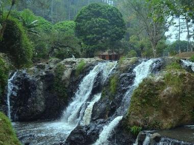 Air Terjun Maribaya Tempat Wisata Alam Di Lemba