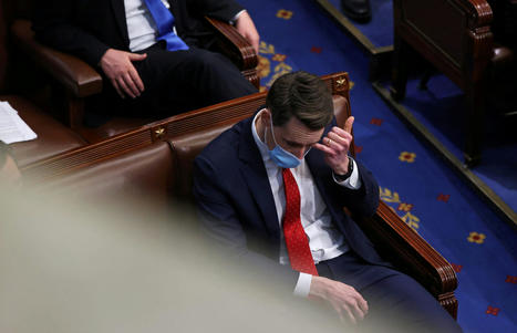 Insurrection Inciter Josh Hawley Is Disrespecting And Ignoring Trump's Impeachment Trial - PoliticusUSA.com | Backstabber Watch | Scoop.it