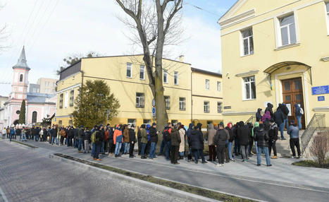 Le monde de la culture en Russie s&rsquo;oppose &agrave; Poutine. D&eacute;mission de directeurs de th&eacute;&acirc;tre &agrave; Moscou, et en Lithuanie | Revue de presse th&eacute;&acirc;tre | Scoop.it