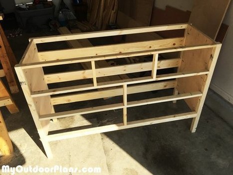 Diy Wide Dresser Myoutdoorplans Free Woodwo