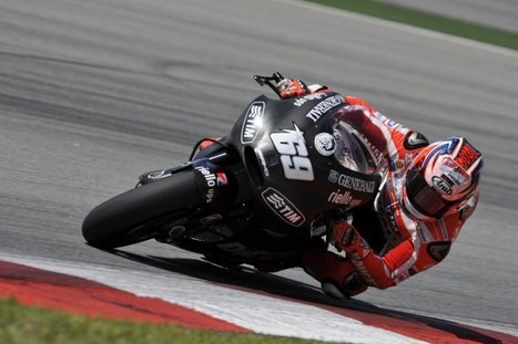 TwoWheelsBlog.com | Nicky Hayden faster than Valentino Rossi on first day of testing at Sepang2 | Ductalk: What's Up In The World Of Ducati | Scoop.it