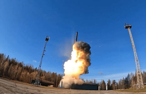 Russia tests full nuclear triad during Thunder strategic drills including submarine missile launch | DEFENSE NEWS | Scoop.it