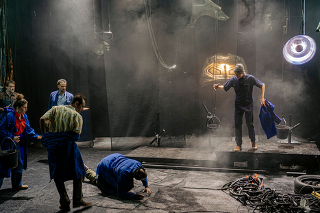 Indestructible, &eacute;criture et mise en sc&egrave;ne de Manon Worms et Hakim Bah, au TCI &ndash; Th&eacute;&acirc;tre de la Cit&eacute; Internationale.&nbsp; | Revue de presse th&eacute;&acirc;tre | Scoop.it