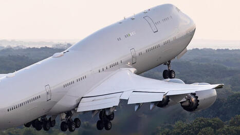 New VC-25B Air Force One "Bridge" Aircraft Now Fully Modified And Flight Tested | DEFENSE NEWS | Scoop.it