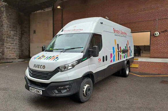 À Bristol, le nouveau bibliobus fonctionne au biométhane