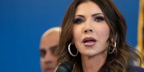 'Don't say his name!' Kristi Noem snaps after asked about ICE agent who killed Renee Good - Raw Story | Backstabber Watch | Scoop.it