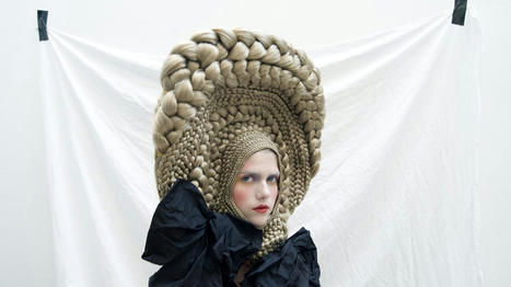 EXPO-"Des cheveux et des poils" au Musée des Arts Décoratifs à Paris : cinq raisons d'aller voir cette décoiffante exposition | INTERSTYLEPARIS  Fashion News | Scoop.it