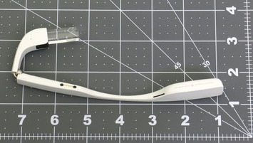New Google Glass model hits the FCC website, images included | WHY IT MATTERS: Digital Transformation | Scoop.it