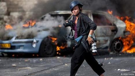 War photographer Heidi Levine: 'I could cover conflicts and make it home for dinner' | Arts | DW.COM | 25.06.2015 | Best of Photojournalism | Scoop.it