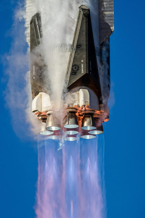 Éxito en el primer lanzamiento del cohete chino Zhuque 3 y fallo en el aterrizaje de la primera etapa | Ciencia-Física | Scoop.it