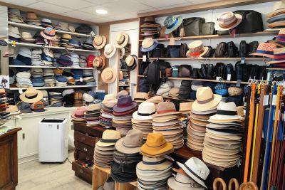 A Loches, commerce de niche à vendre : chapellerie & maroquinerie | Revue de presse économique du Sud Touraine | Scoop.it