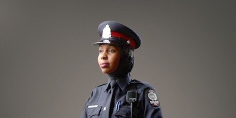 Des policières canadiennes autorisées à porter le hijab | News from the world - nouvelles du monde | Scoop.it