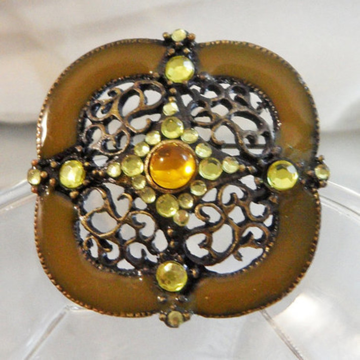 Vintage Green Enamel Rhinestone Brooch.  Green Enamel and Yellow Rhinestone Pin. | Antiques & Vintage Collectibles | Scoop.it