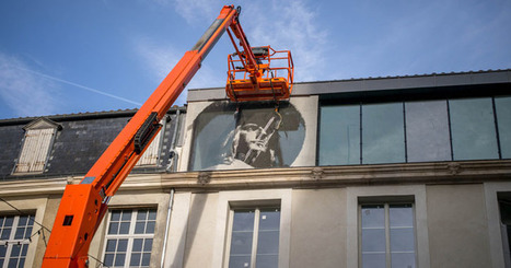 Le visage de d’Artagnan sur la façade de l’office de tourisme | Professionnels du tourisme du Grand Auch Cœur de Gascogne | Scoop.it