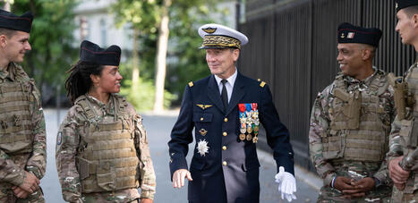 &laquo; Les arm&eacute;es ont besoin de faire l'objet d&rsquo;un d&eacute;bat critique pour &ecirc;tre correctement connues &raquo; | DEFENSE NEWS | Scoop.it