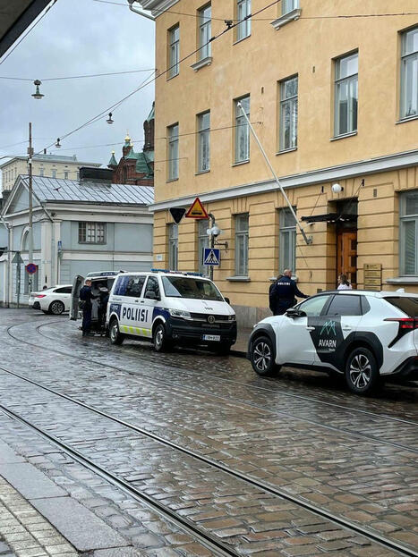 Poliisilla kiinniotto valtioneuvoston kanslialla – Häirikkö pyrki TEM:iin | 1Uutiset - Lukemisen tähden | Scoop.it