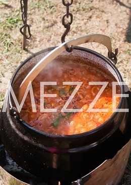 Gula&scaron; iz kotlića | MEZZE | КУВАР | Scoop.it