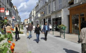 Contre la d&eacute;sertification commerciale, un rapport pr&eacute;conise d'&eacute;largir les pouvoirs des maires&nbsp; | D&eacute;veloppement &eacute;conomique - Projets de territoires - ESS | Scoop.it