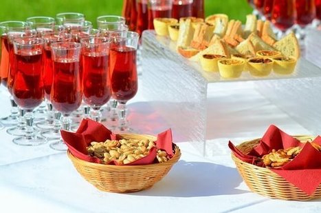 Outdoor Wedding Reception Food Ideas To Wow You