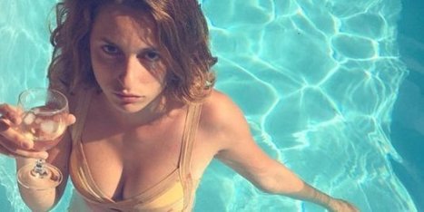 On sait enfin qui est derrière le compte Instagram de Louise Delage | Community Management | Scoop.it