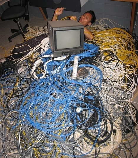 Cómo organizar cables | tecno4 | Scoop.it
