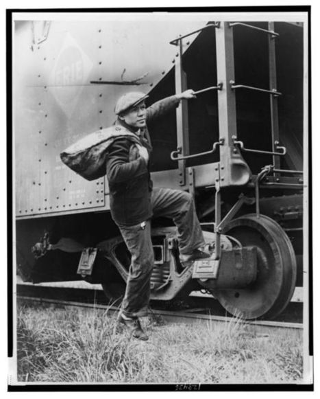 Freighthopping Hobos: Transportation for Gentlemen of the Rails | Urban Ghosts | | The Hobo Codes - Modern Marks of Legend | Scoop.it