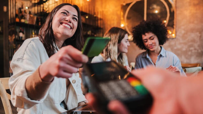 How you use your credit card could be costing you. Here&rsquo;s 3 ways millionaires use them to maximize the benefits | Wealth Management Report - Living Your Dreams | Scoop.it