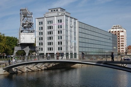 La médiathèque Malraux, havre de paix des demandeurs d'asile | Rue89 Strasbourg | -thécaires | Actualité(s) des Bibliothèques | Scoop.it
