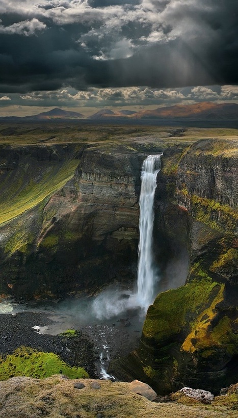 Haifoss Waterfall in Iceland | Shareables | Scoop.it