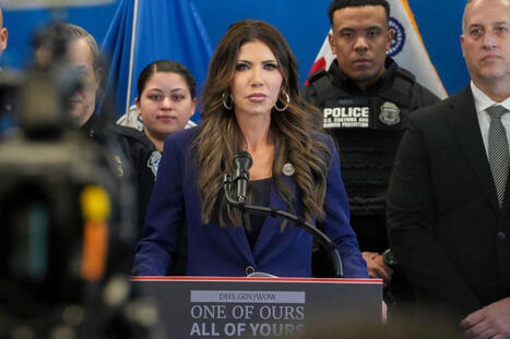 Massive union overseeing Border Patrol demands ouster of Kristi Noem and Stephen Miller - Raw Story | Backstabber Watch | Scoop.it