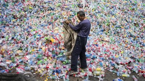 On vous explique pourquoi le recyclage du plastique est en train de créer une crise mondiale des déchets | Sur terre ...Latam sostenibilidad | Scoop.it