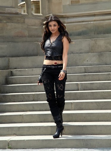Kajal Agarwal in torn jeans and Black Leather jacket, Fashion Fiesta 2012 | Indian Fashion Updates | Scoop.it