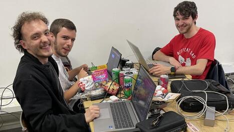 &Agrave; l&rsquo;universit&eacute; de Reims, une centaine de geeks s&rsquo;entra&icirc;nent &agrave; d&eacute;jouer les pi&egrave;ges des hackers | Le fil d'actualit&eacute;s de l'URCA | Scoop.it