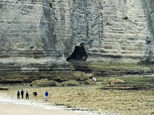 Touristes coincés au Trou à l'homme à Étretat : les pompiers font payer (sous conditions) leur intervention | Une semaine d'actu - Newsletter de veille de l'AURH | Scoop.it