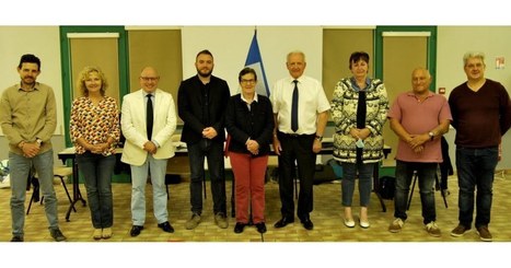 Communauté de communes Val de Saône Centre | Jean-Claude Deschizeaux reste président (article partiel, pour abonnés) | L'Architecture, l'Urbanisme, l'Environnement, le Paysage et le Patrimoine... vus par le CAUE de l'Ain. | Scoop.it