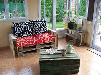 Place au confort avec le canapé #palettes | DIY Palettes | Scoop.it