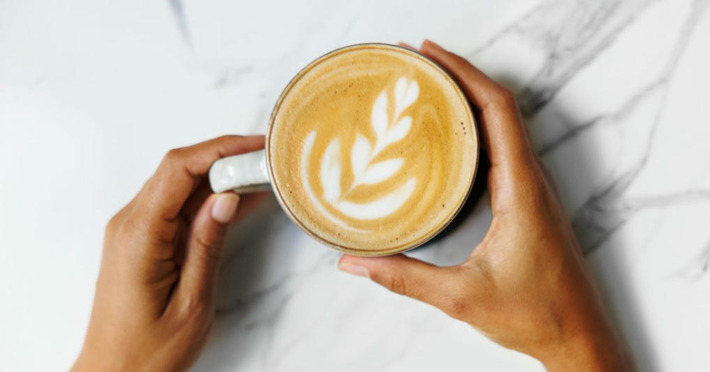 Drinking Coffee Linked to Healthy Aging in Middle-Aged Women | The Health Report | Scoop.it