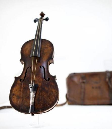 Le dernier violon du Titanic vendu 1 million d'€ | Mais n'importe quoi ! | Scoop.it