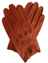 Gloves by Pia voor luxe kleurrijke en zeer elegante Italiaanse leren handschoenen. | Good Things From Italy - Le Cose Buone d'Italia | Scoop.it