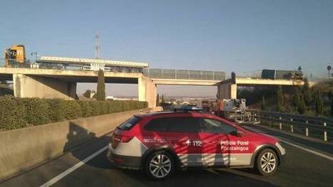 Comienza la reposición del puente de la N-121-C tras el accidente ocurrido en febrero con un camión | Movilidad, logística, transporte | Scoop.it