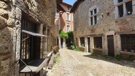 Guide de r&eacute;habilitation &eacute;nerg&eacute;tique du b&acirc;ti d&rsquo;int&eacute;r&ecirc;t patrimonial : les cl&eacute;s pour concevoir un projet adapt&eacute; au b&acirc;ti ancien | Architecture - Construction | Scoop.it