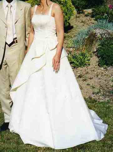 Robe de mariée Hervé couleur ivoire T38 | Robes de mariée d'occasion | Scoop.it