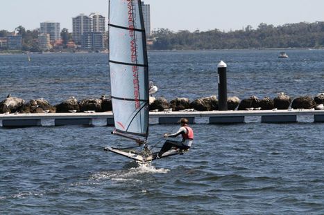Advanced Wing Systems - First Sail of Moth Rig Cut Short | Wing sail technology | Scoop.it