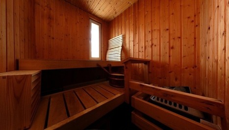 Sweat It Out: Does Sweat Detoxify? | FutureDerm | Detox | Scoop.it